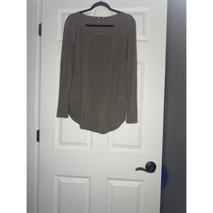 Emmas Closet Long Sleeve Tunic Top Taupe Medium